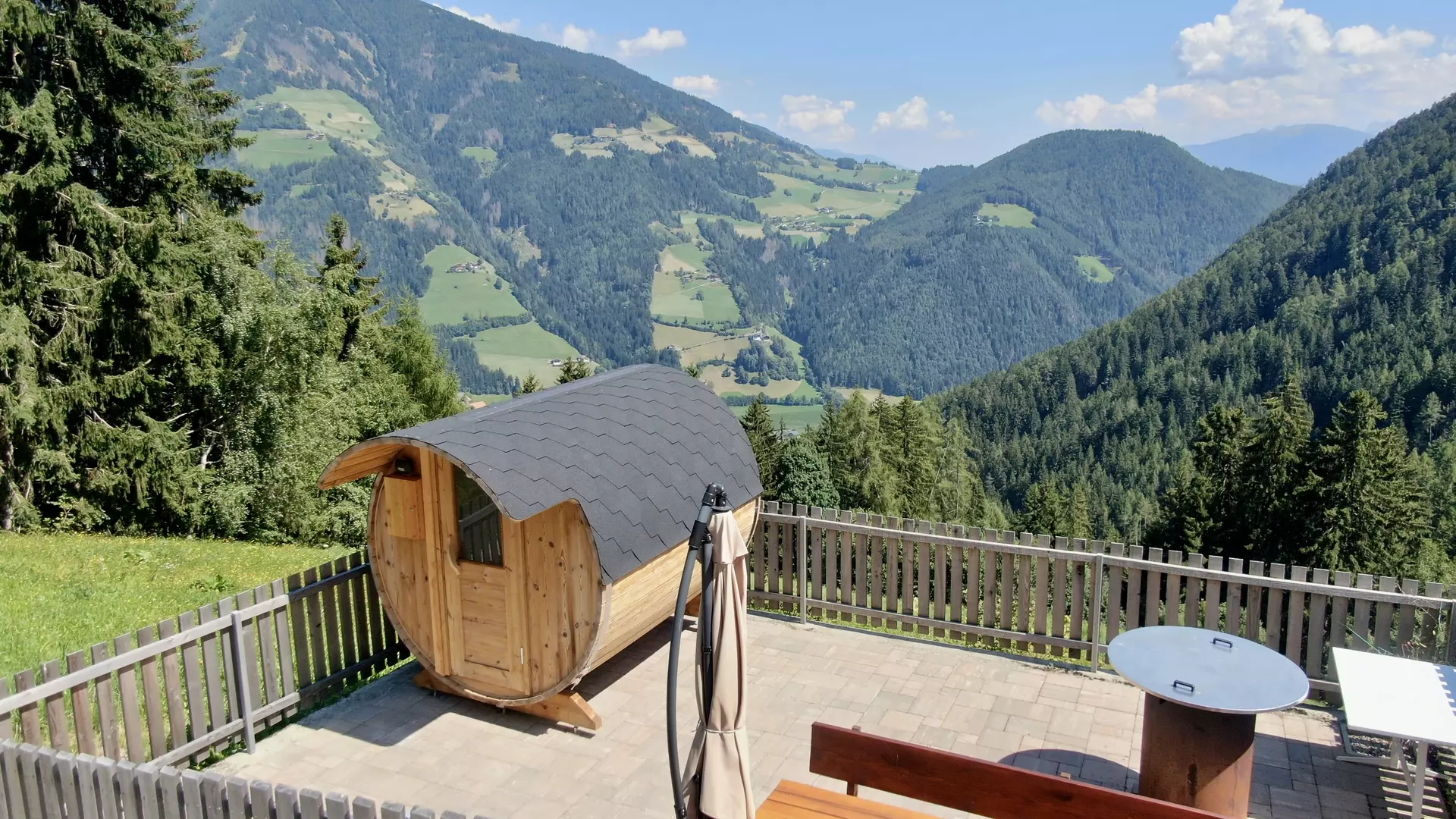 Area barbecue, terrazza e sauna